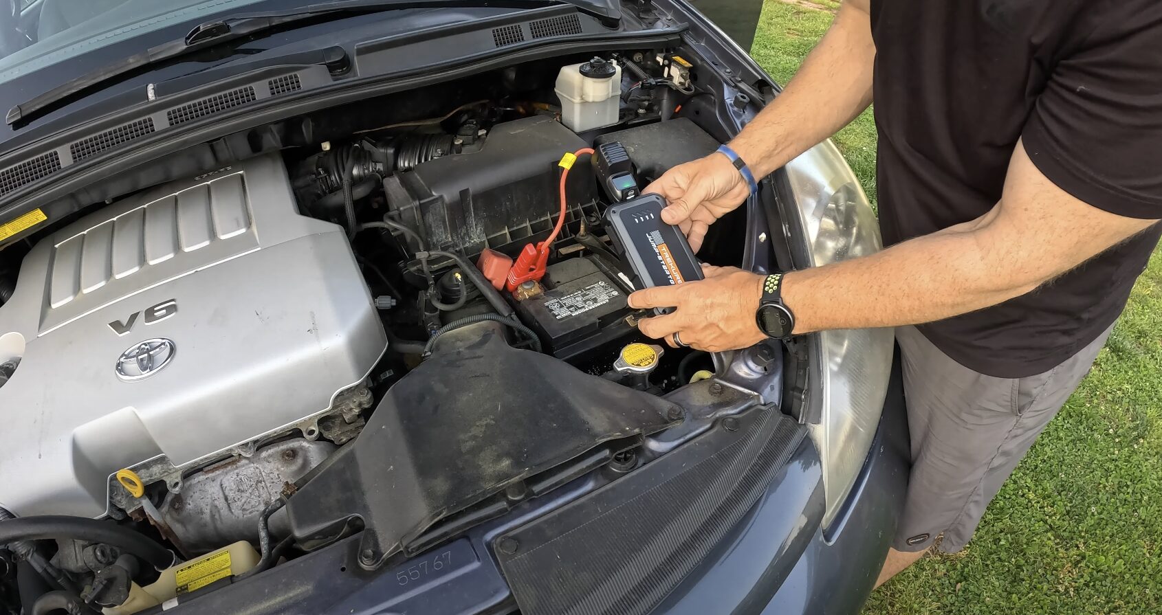 Professional towing technician providing roadside assistance in North Hempstead, NY